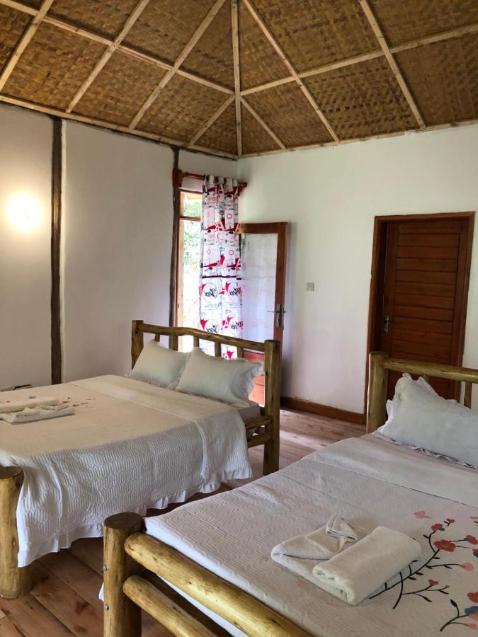 Nshongi Camp Hotel Rubuguli Екстериор снимка