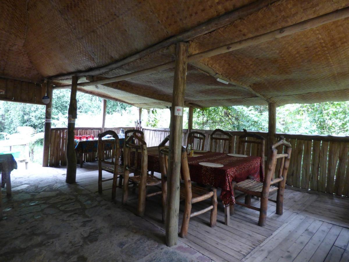 Nshongi Camp Hotel Rubuguli Екстериор снимка
