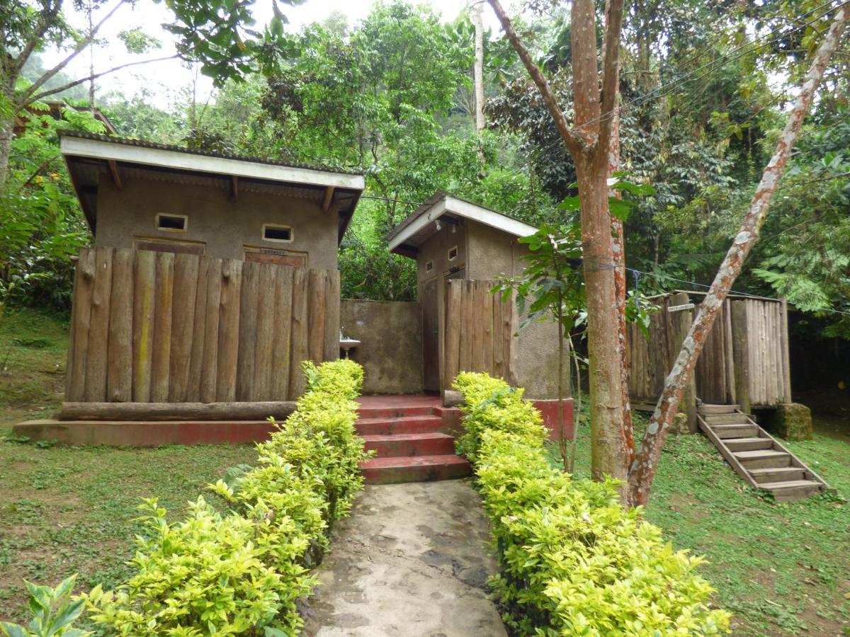 Nshongi Camp Hotel Rubuguli Екстериор снимка