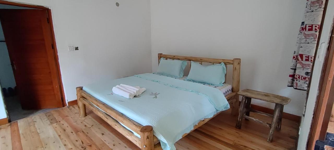 Nshongi Camp Hotel Rubuguli Екстериор снимка